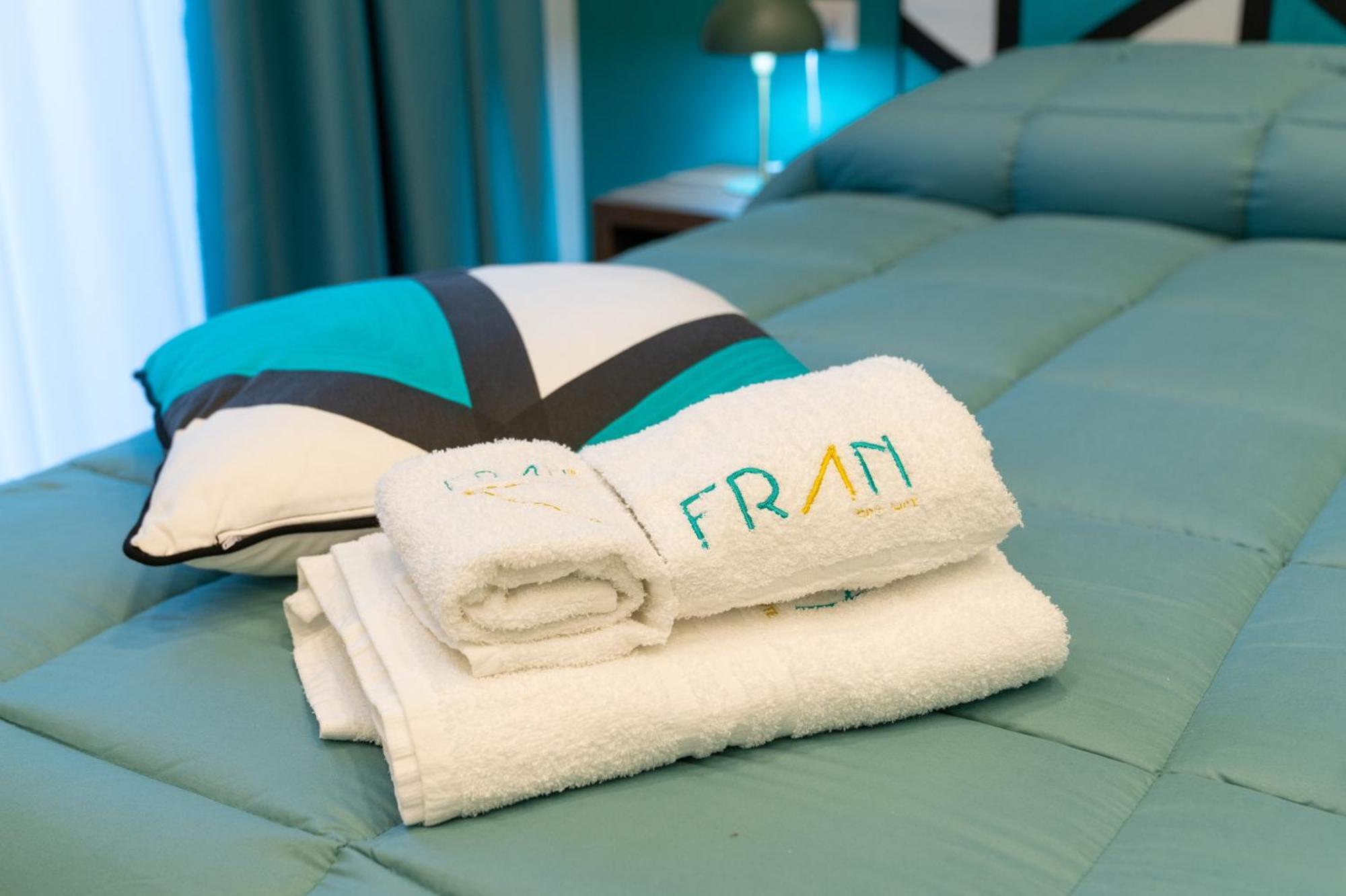 Fran City Suite Vico Equense Exterior foto
